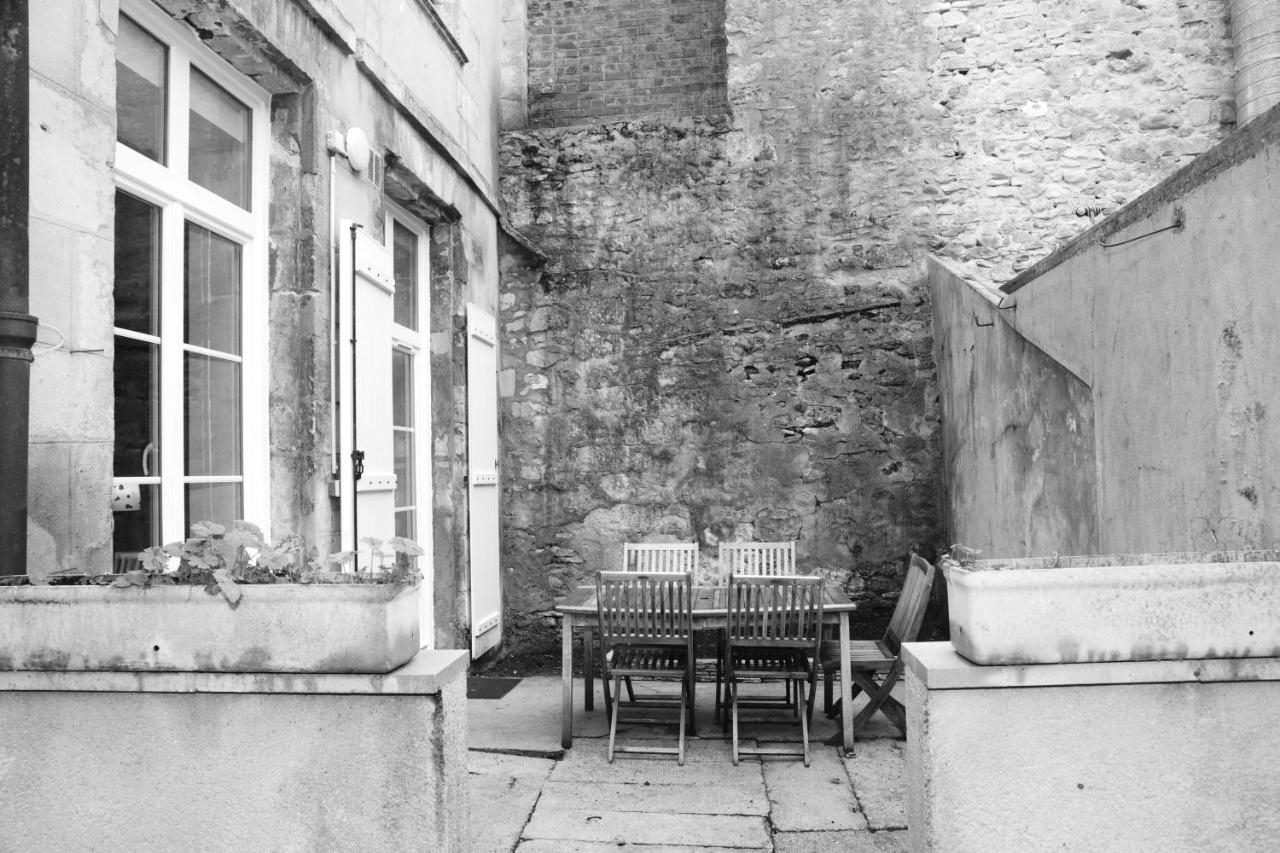 Suite Cosy Flat - Hyper-Centre Avec Sauna Privatif Senlis  Exterior foto